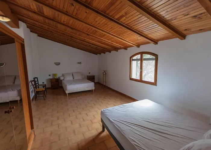 Casa Maredda With Private Pool And Large Garden