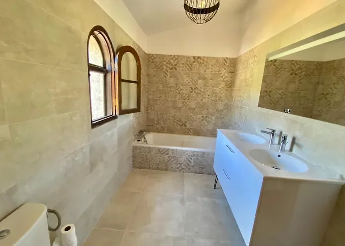 Villa Casa Maredda With Private Pool And Large Garden